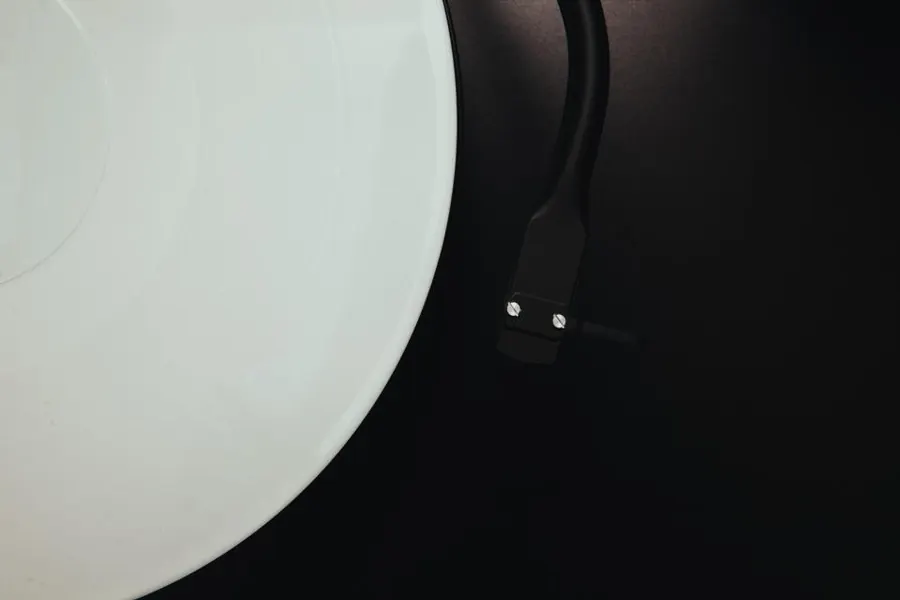 Sample image: Vinyl and turntables