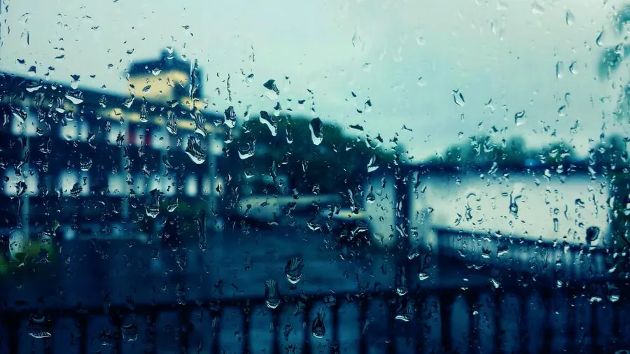 Sample image: Rain-spotted glass